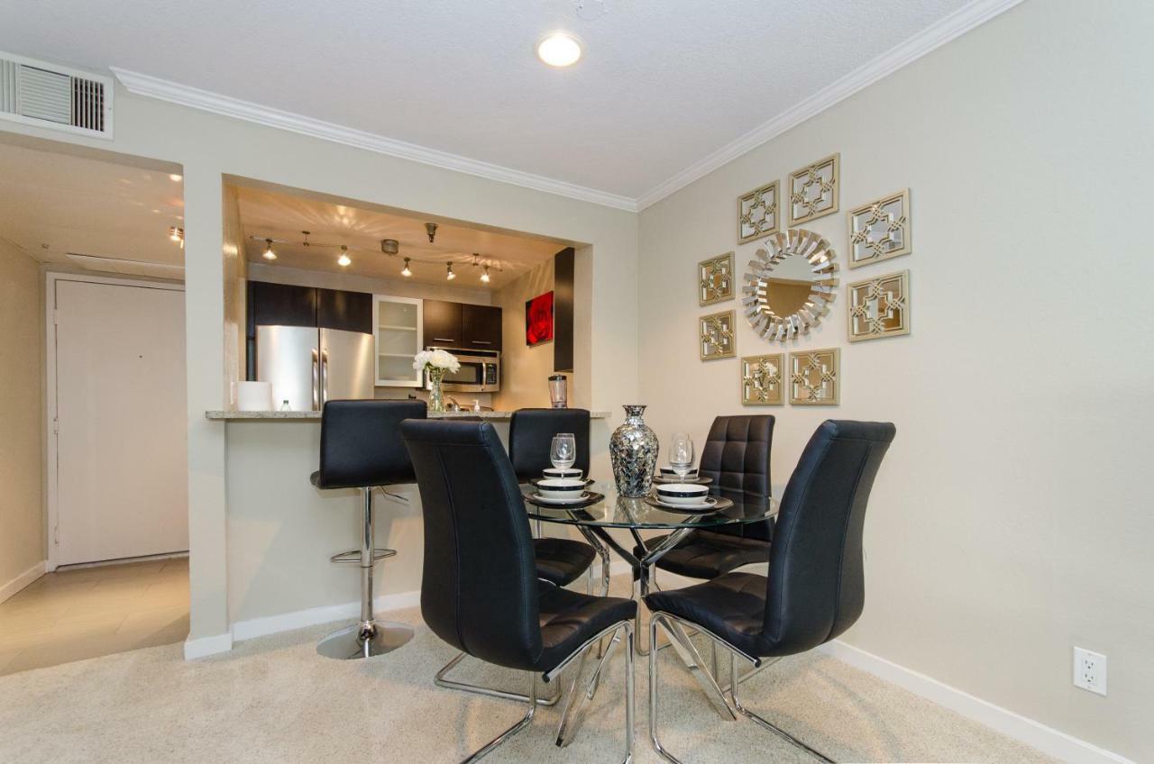 Hollywood Apartment With Balcony Los Angeles Dış mekan fotoğraf