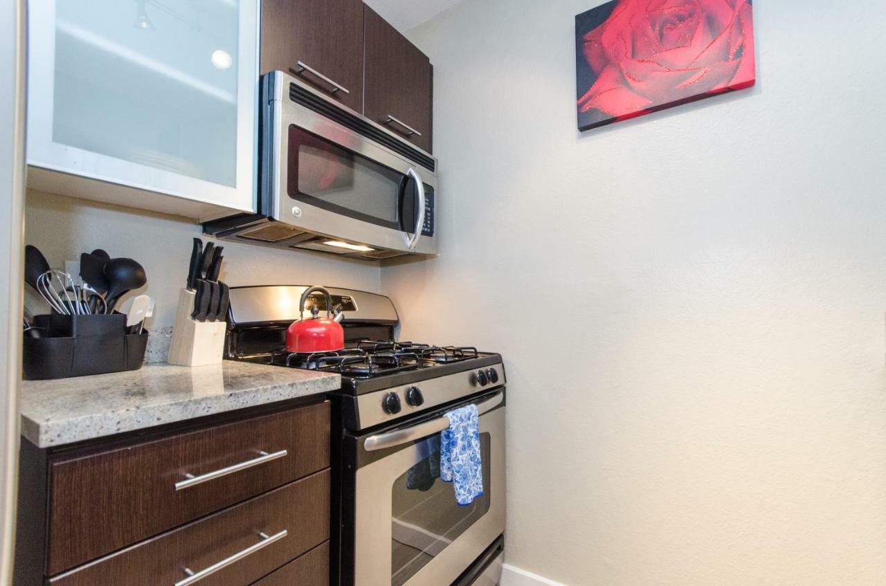 Hollywood Apartment With Balcony Los Angeles Dış mekan fotoğraf